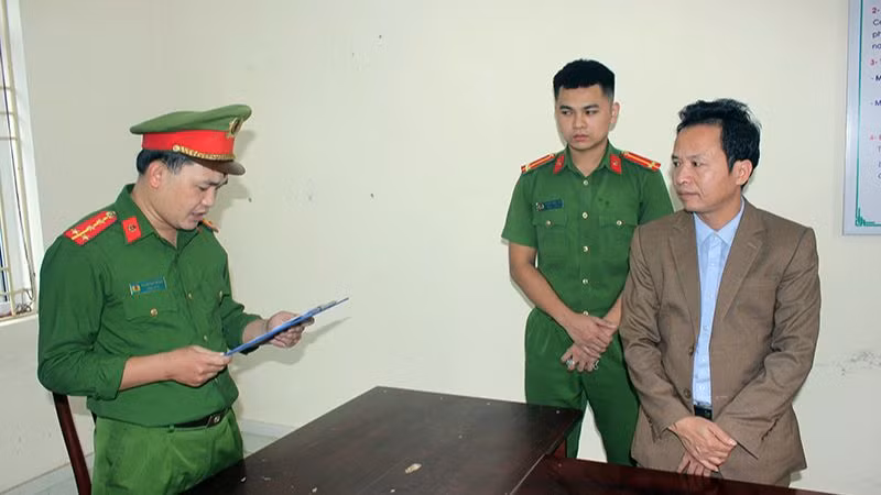 Cơ quan điều tra công bố lệnh bắt đối tượng Nguyễn Văn Sáu.
