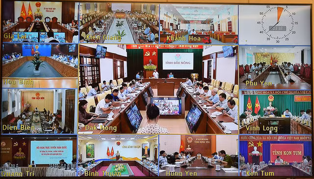 Các địa phương tham dự hội nghị theo hình thức trực tuyến. Các địa phương tham dự hội nghị theo hình thức trực tuyến.