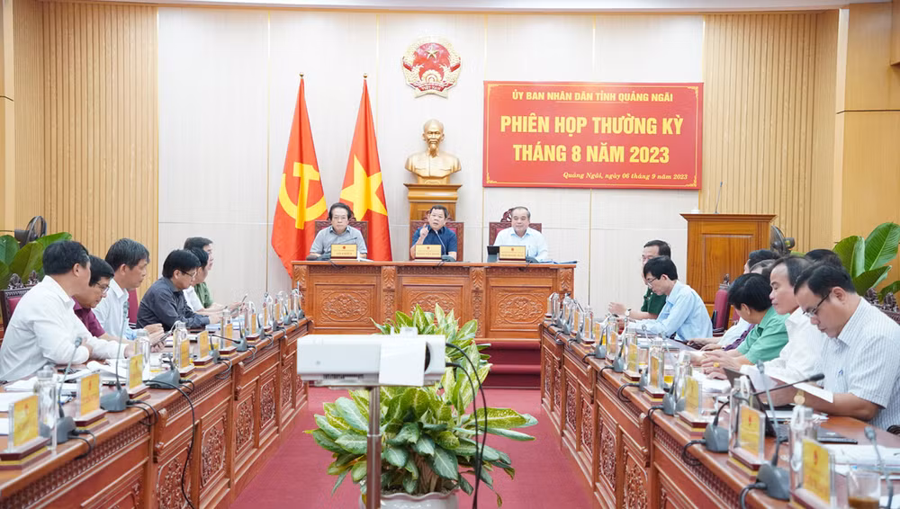 Quang cảnh cuộc họp.