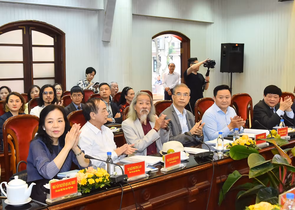 Các đại biểu tham dự Hội thảo. Các đại biểu tham dự Hội thảo.