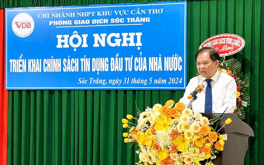 Giám đốc VDB khu vực Cần Thơ phát biểu tại hội nghị.