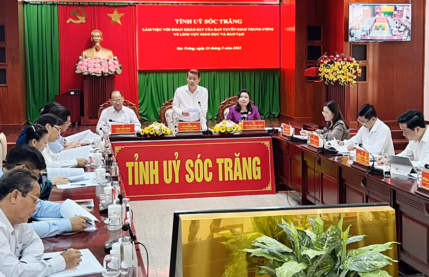 Phó trưởng Ban Tuyên giáo Trung ương Vũ Thanh Mai phát biểu tại buổi làm việc