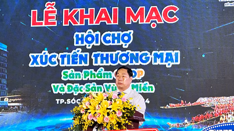Phó Chủ tịch Thường trực Ủy ban nhân dân tỉnh Sóc Trăng Lâm Hoàng Nghiệp phát biểu khai mạc.