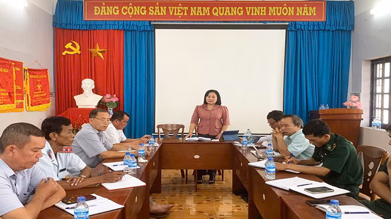 Tổ kiểm tra IUU thường xuyên cập nhật thông tin hoạt động đánh bắt trên biển.
