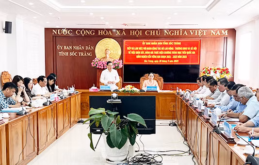 Quang cảnh buổi làm việc của Đoàn công tác với lãnh đạo tỉnh Sóc Trăng.