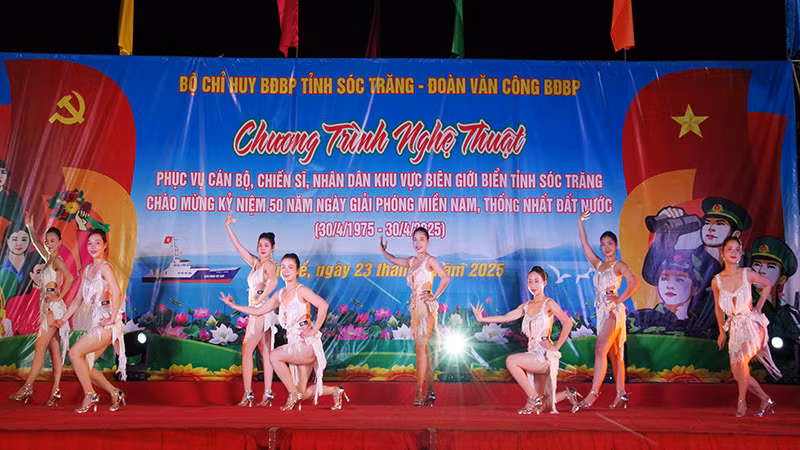 Một số tiết mục đặc sắc tại chương trình.
