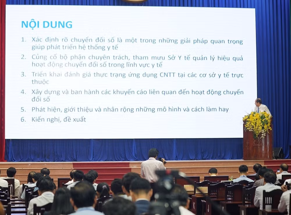 Sở Y tế Thành phố Hồ Chí Minh chia sẻ 5 điều kiện cho hoạt động chuyển đổi số của thành phố. Sở Y tế Thành phố Hồ Chí Minh chia sẻ 5 điều kiện cho hoạt động chuyển đổi số của thành phố.