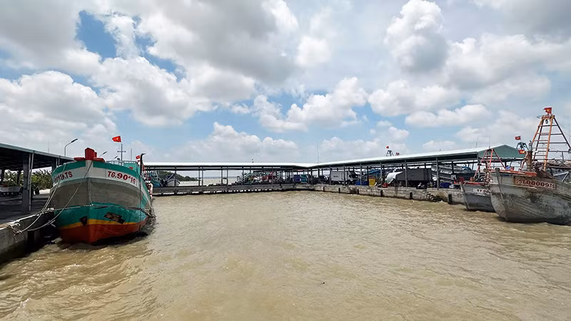 Sóc Trăng đang tìm nhà đầu tư xây dựng hạ tầng cầu cảng và khu lấn biển.