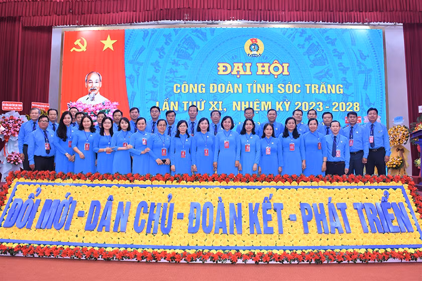 Ban chấp hành Công đoàn tỉnh Sóc Trăng nhiệm kỳ 2023-2028 ra mắt. Ban chấp hành Công đoàn tỉnh Sóc Trăng nhiệm kỳ 2023-2028 ra mắt.
