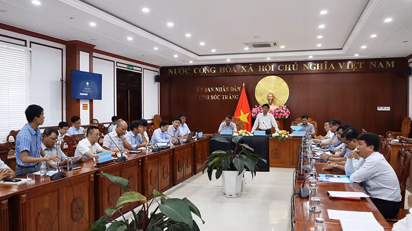 Lãnh đạo tỉnh Sóc Trăng họp bàn thúc đẩy tiến độ Dự án Tuyến đường trục phát triển kinh tế đông- tây của tỉnh 