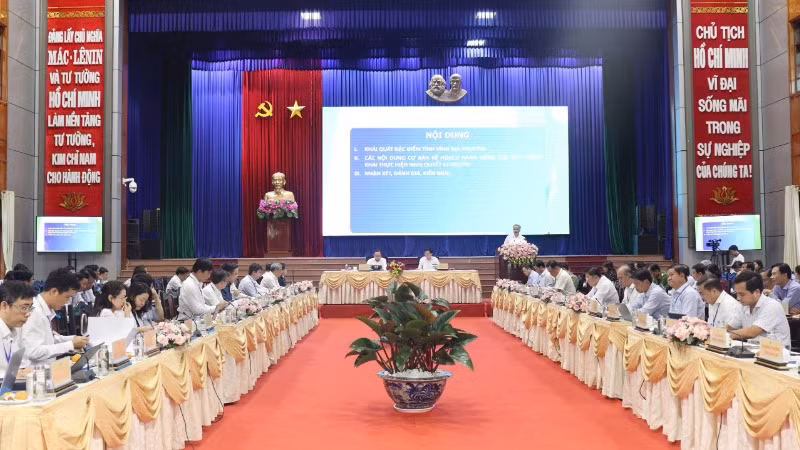 Quang cảnh hội thảo. Quang cảnh hội thảo.