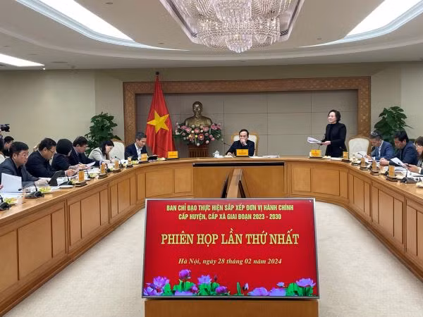 Quang cảnh phiên họp.