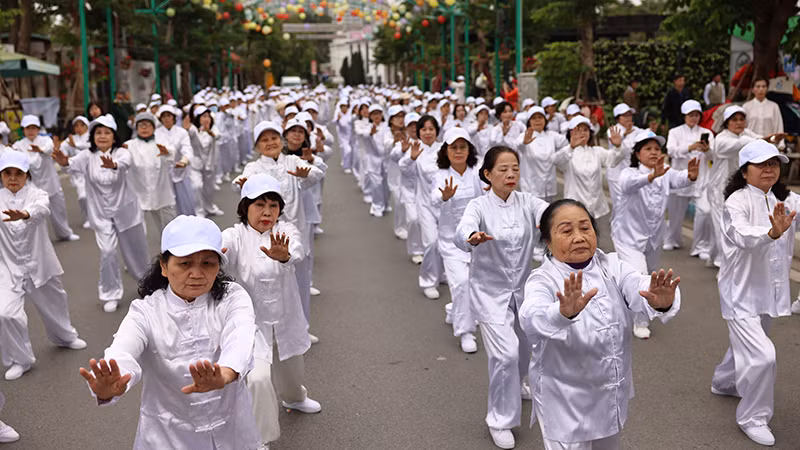 Chương trình ngày hội rèn luyện sức khỏe người cao tuổi Hà Nội để lại nhiều ấn tượng đặc biệt.