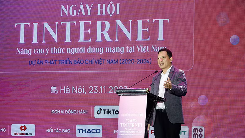 Ông Lê Quang Tự Do, Cục trưởng Phát thanh, Truyền hình và Thông tin điện tử. Ông Lê Quang Tự Do, Cục trưởng Phát thanh, Truyền hình và Thông tin điện tử.