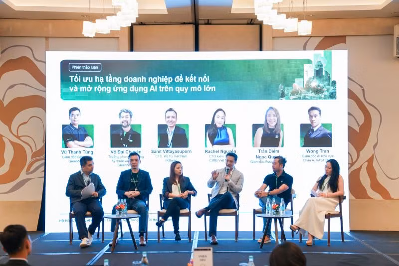 Chuỗi hội thảo cho các ngân hàng và tổ chức tài chính. Ảnh: VNG Chuỗi hội thảo cho các ngân hàng và tổ chức tài chính. Ảnh: VNG