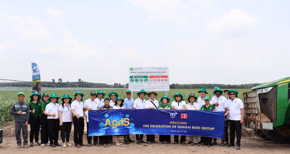 Đoàn thăm quan nông trường kiểu mẫu Ninh Điền (demo farm) tại Tây Ninh