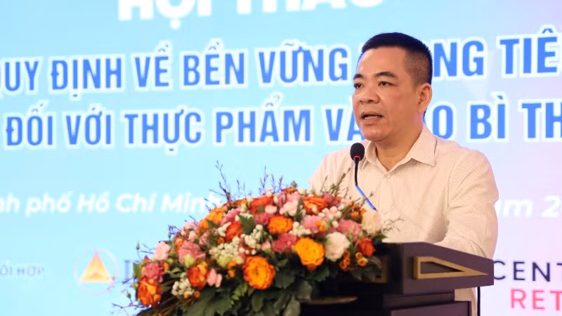 Đại biểu phát biểu tại hội thảo.