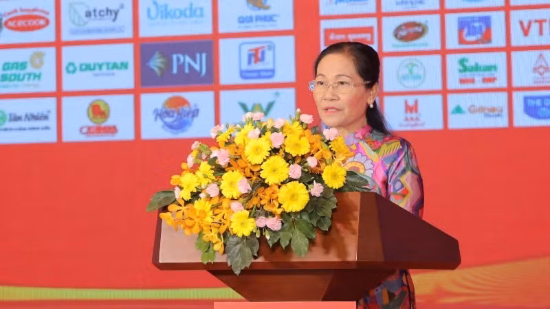 Đồng chí Nguyễn Thị Lệ, Chủ tịch Hội đồng nhân dân Thành phố Hồ Chí Minh phát biểu tại lễ công bố.