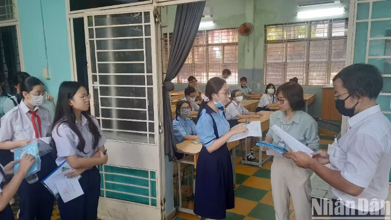 Học sinh Thành phố Hồ Chí Minh tham gia kỳ thi lớp 10 công lập năm học 2024-2025.