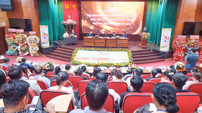 Quang cảnh đại hội.