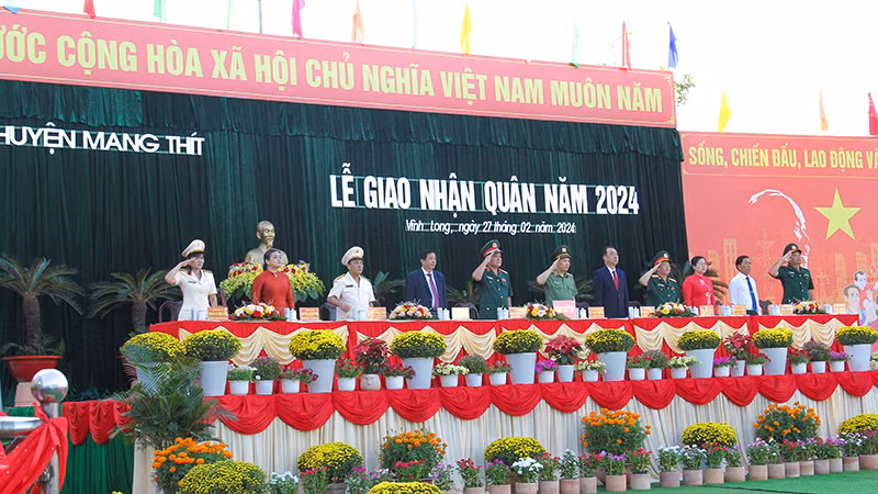Đại biểu Trung ương và địa phương tham dự lễ. Đại biểu Trung ương và địa phương tham dự lễ.
