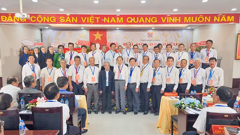 Ra mắt Ban chấp hành nhiệm kỳ mới 2023-2028. 