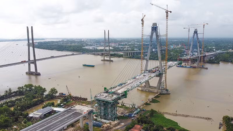 Toàn cảnh công trình cầu Mỹ Thuận 2. 