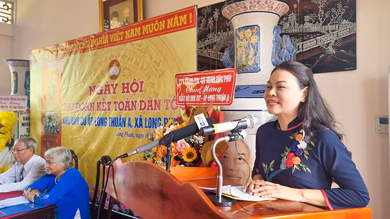 Đồng chí Nguyễn Thị Thu Hà phát biểu tại Ngày hội.