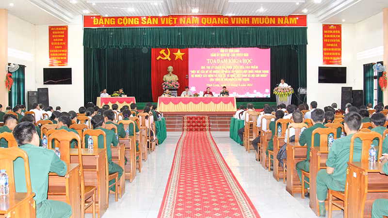 Quang cảnh buổi Tọa đàm.