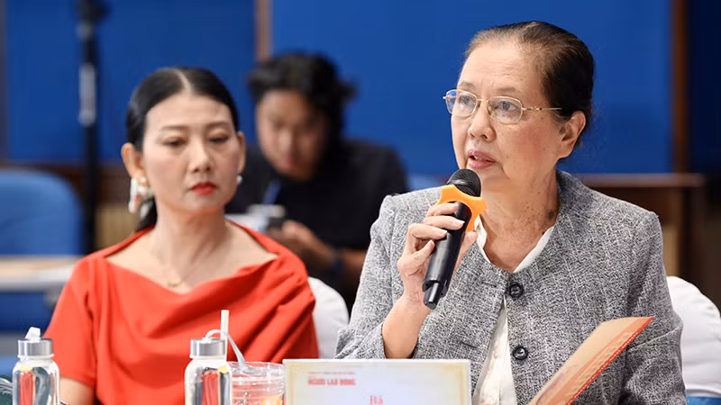 Bà Dương Cẩm Thúy, Chủ tịch Hội Điện ảnh Thành phố Hồ Chí Minh phát biểu tại buổi tọa đàm. (Ảnh: Hoàng Triều) Bà Dương Cẩm Thúy, Chủ tịch Hội Điện ảnh Thành phố Hồ Chí Minh phát biểu tại buổi tọa đàm. (Ảnh: Hoàng Triều)