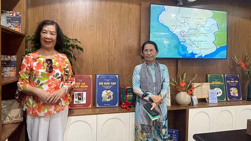 Thư viện số Nguyễn An Ninh góp phần giữ gìn và phát huy các giá trị văn hóa truyền thống. Thư viện số Nguyễn An Ninh góp phần giữ gìn và phát huy các giá trị văn hóa truyền thống.