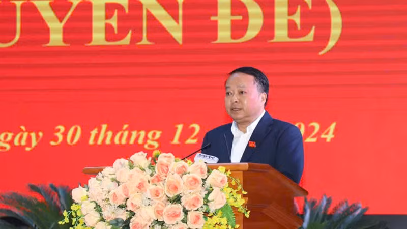 Đồng chí Phan Huy Ngọc được bầu giữ chức Chủ tịch Ủy ban nhân dân tỉnh Hà Giang.
