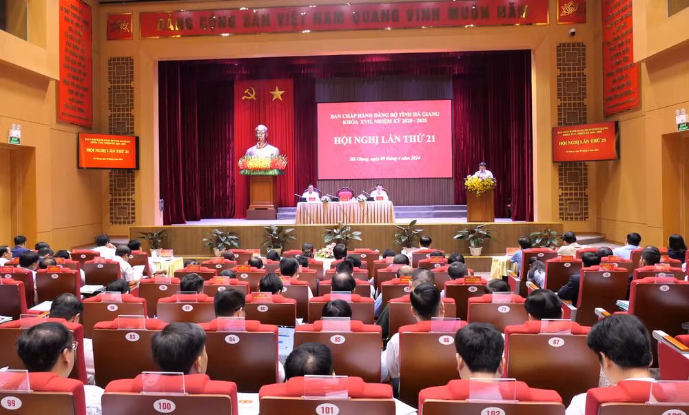 Toàn cảnh hội nghị. Toàn cảnh hội nghị.