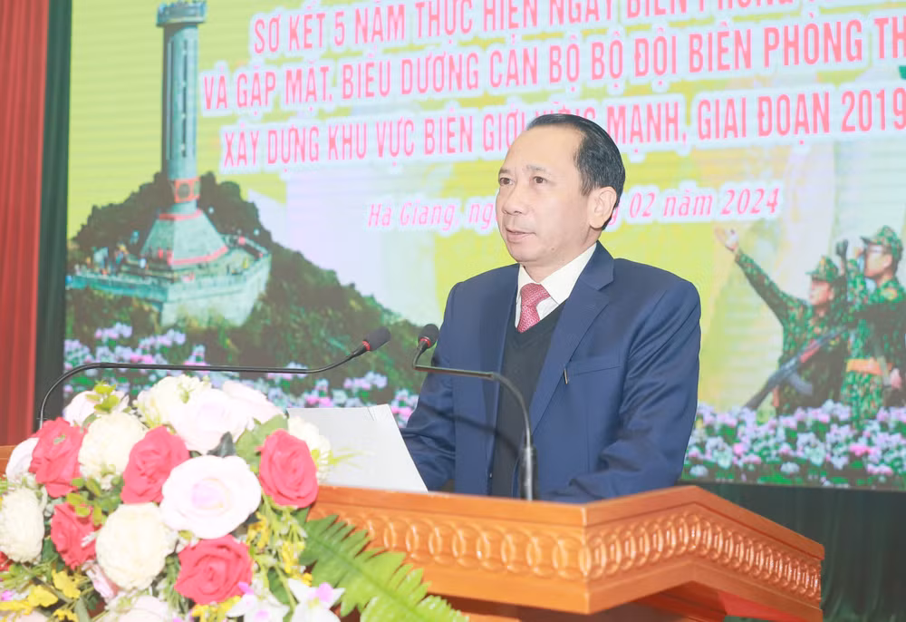 Phó Chủ tịch Ủy ban nhân dân tỉnh Hà Giang Trần Đức Quý kết luận hội nghị.