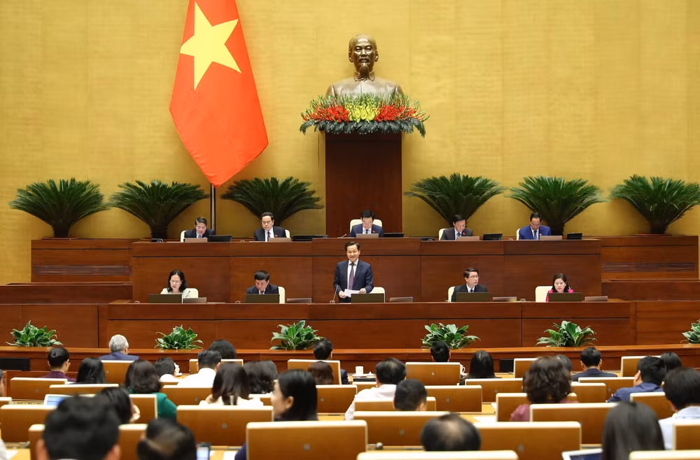 Phó Thủ tướng Chính phủ Lê Minh Khái trả lời chất vấn trước Quốc hội một số nội dung liên quan lĩnh vực kinh tế tổng hợp. (Ảnh: VGP) Phó Thủ tướng Chính phủ Lê Minh Khái trả lời chất vấn trước Quốc hội một số nội dung liên quan lĩnh vực kinh tế tổng hợp. (Ảnh: VGP)