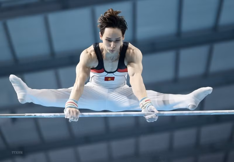 Đinh Phương Thành vô địch nội dung xà đơn môn thể dục dụng cụ 5 kỳ SEA Games liên tiếp. (Ảnh: TTXVN)