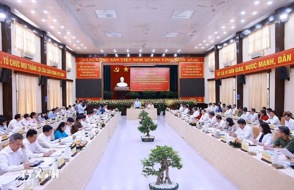 Thủ tướng Phạm Minh Chính chủ trì Hội nghị thông qua dự thảo báo cáo của Đoàn Kiểm tra 1908 đối với Thành ủy Thành phố Hồ Chí Minh, Ban Thường vụ Tỉnh ủy Bình Dương và Bà Rịa-Vũng Tàu. Thủ tướng Phạm Minh Chính chủ trì Hội nghị thông qua dự thảo báo cáo của Đoàn Kiểm tra 1908 đối với Thành ủy Thành phố Hồ Chí Minh, Ban Thường vụ Tỉnh ủy Bình Dương và Bà Rịa-Vũng Tàu.