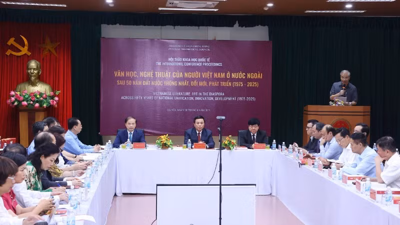 Quang cảnh hội nghị.