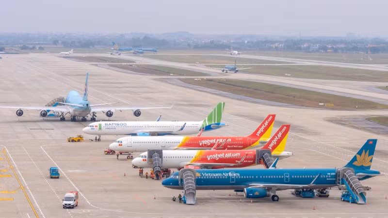 Dịp nghỉ lễ 30/4, hàng không “khan” vé, giá cao.