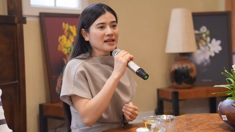 Vashna Thiên Kim chia sẻ về hành trình chinh phục Kala Patthar.