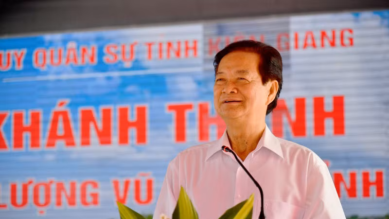 Nguyên Thủ tướng Chính phủ Nguyễn Tấn Dũng phát biểu tại buổi lễ.