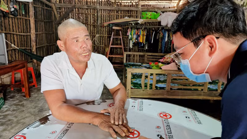 Kiên Giang: Ngư phủ sống sót kỳ diệu sau gần 4 ngày rơi xuống biển ảnh 1 Kiên Giang: Ngư phủ sống sót kỳ diệu sau gần 4 ngày rơi xuống biển ảnh 1