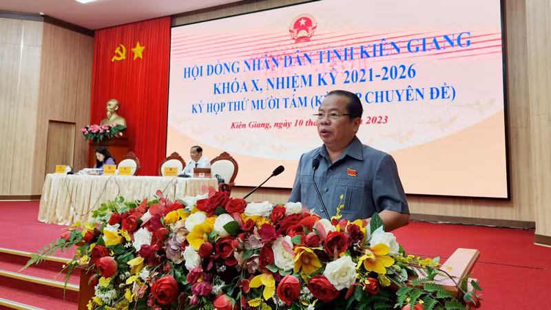 Phó Bí thư Thường trực Tỉnh ủy, Chủ tịch Hội đồng nhân dân tỉnh Kiên Giang Mai Văn Huỳnh phát biểu bế mạc.