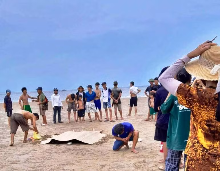 Tai nạn đuối nước cảnh báo cần theo sát, hướng dẫn, giúp đỡ trẻ em.
