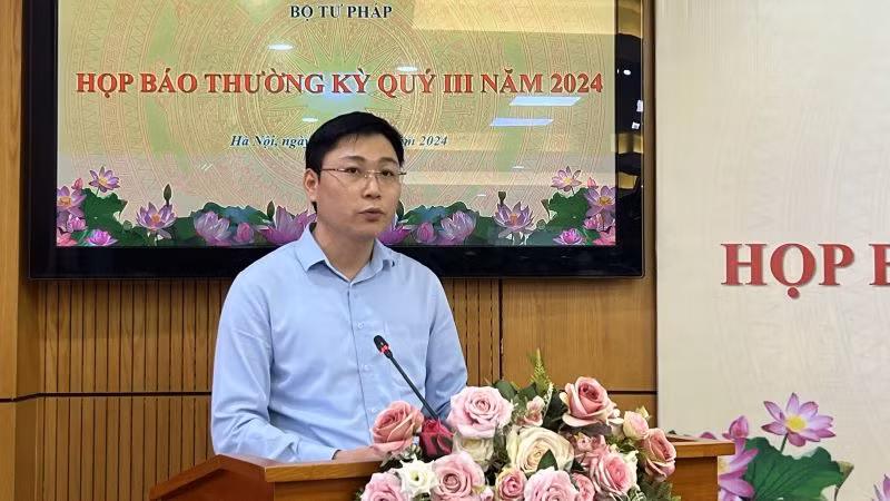 Chánh Văn phòng Bộ Tư pháp Đỗ Xuân Quý thông tin về kết quả công tác tư pháp quý III.