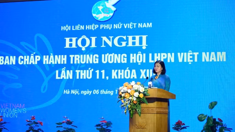 Chủ tịch Hội Liên hiệp Phụ nữ Việt Nam Nguyễn Thị Tuyến phát biểu nhận nhiệm vụ.