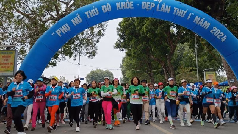 Phụ nữ Thủ đô tích cực hưởng ứng tham gia Giải đi bộ. 