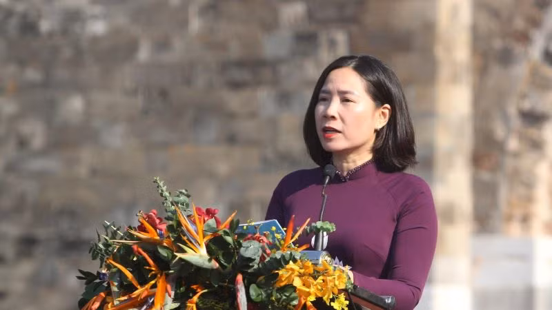 Chủ tịch Hội Liên hiệp Phụ nữ thành phố Hà Nội Lê Kim Anh phát biểu tại chương trình. Chủ tịch Hội Liên hiệp Phụ nữ thành phố Hà Nội Lê Kim Anh phát biểu tại chương trình.
