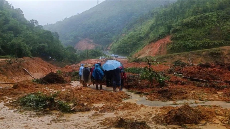Mưa lũ, sạt lở khiến công tác cứu hộ, cứu nạn gặp trở ngại. (Ảnh: Báo Cao Bằng)