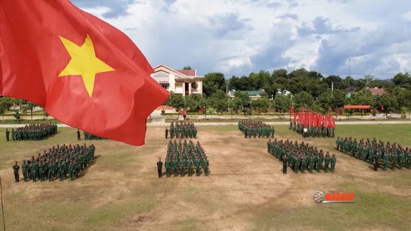 Hình ảnh trong bộ phim tài liệu "Vì họ là người lính".